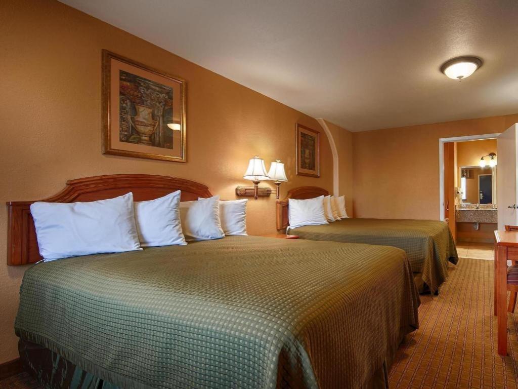 Best Western Post Oak Inn Burnet Εξωτερικό φωτογραφία